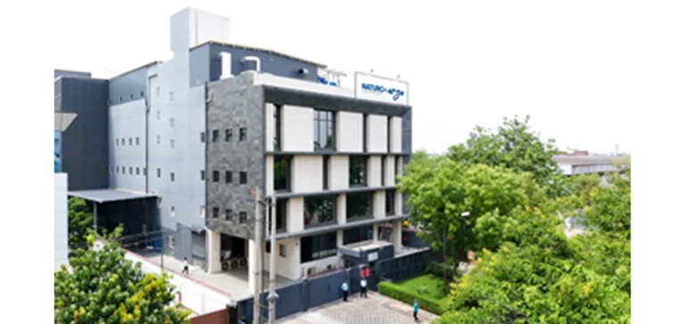 Naturo and Orgo, private label cosmetics manufacturer