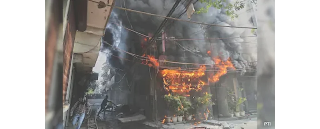 Delhi hotel fire